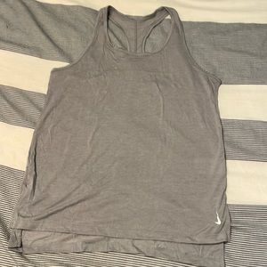 Nike Medium gray tank, EXCELLENT condition